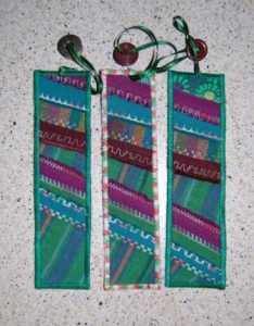 Bogmærker syet med crazy patchwork.