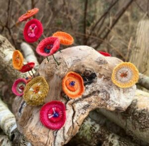 Broderi - fund og fantasi: Industriens materialer