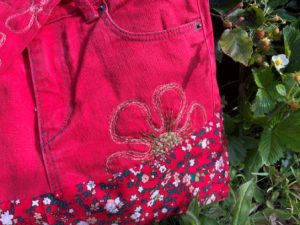 Upcycling af gamle cowboybukser til ny yndlingstaske.