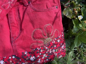 Upcycling af gamle cowboybukser til ny yndlingstaske.