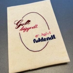 Kursus. Broder navne på 5 forskellige måder.