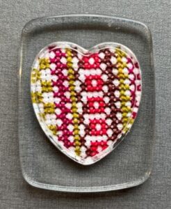 Plastik magnet til broderi. Kit.